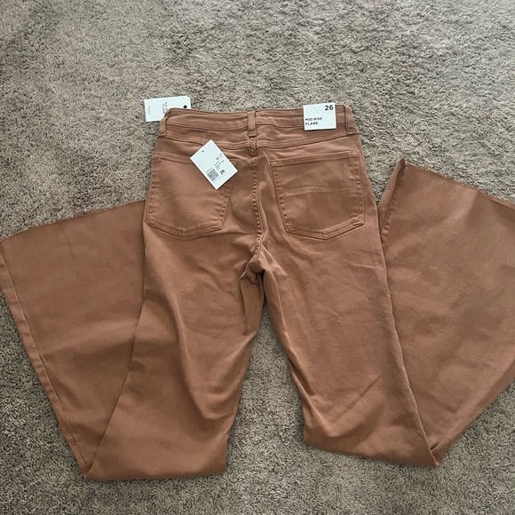 NWT Mid-Rise Flare Pants in Brown - Picture 8 of 11